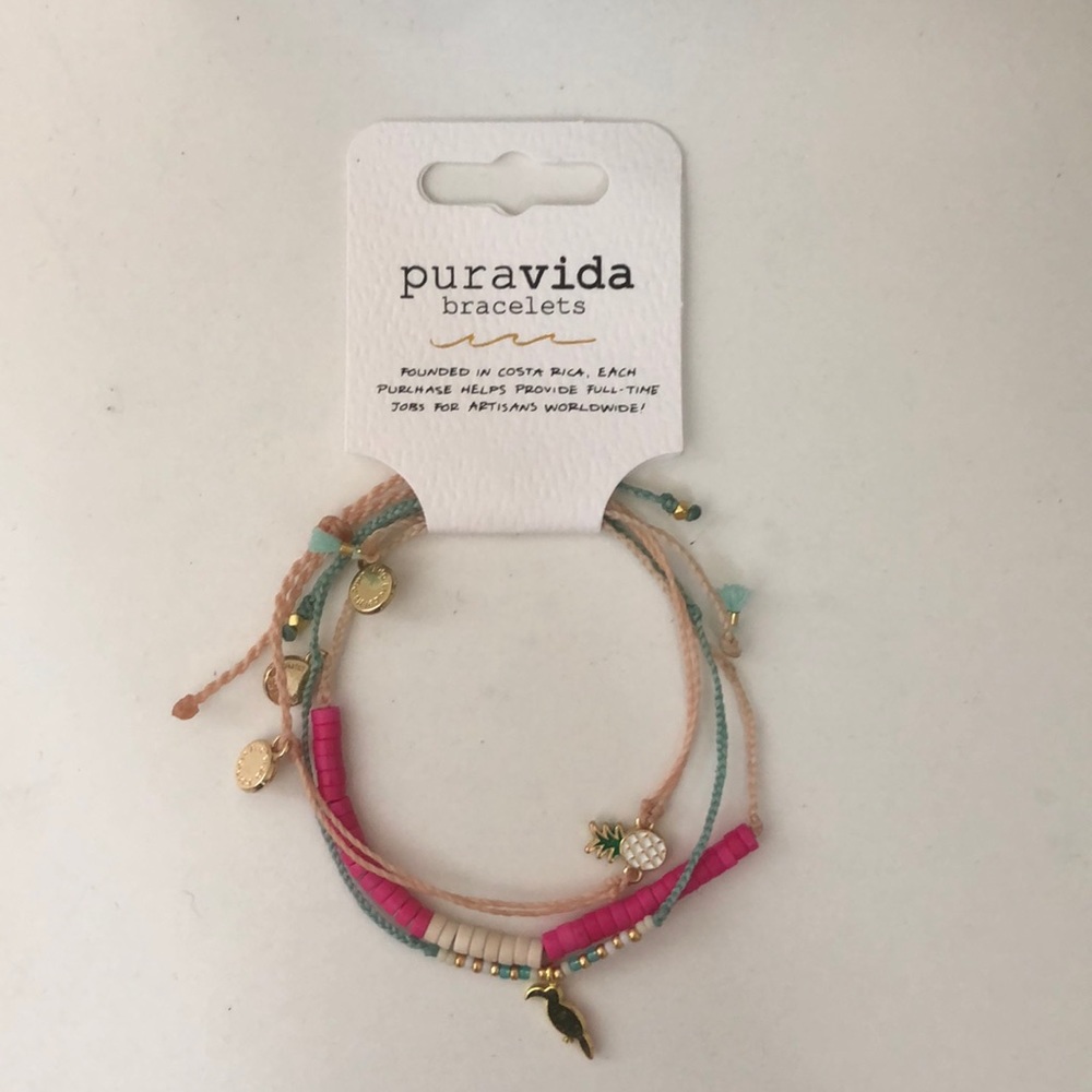 EXCLUSIVE PURA VIDA monthly club pack